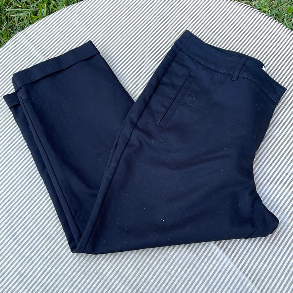 Chico’s So Slimming Stretch Crop Capris EUC Sz 2 L 10/12